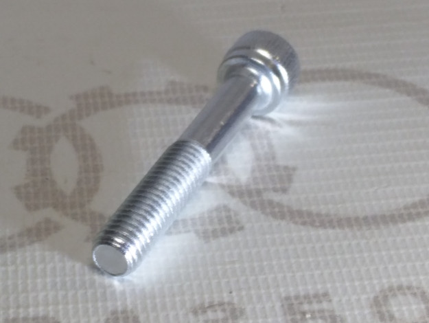 Винт M8X48 BRING 893407237 на Ауди 80 B4 купить в Самаре по цене 50 ₽