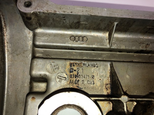 Крышка ГБЦ VAG 078103471R на Ауди A4 B5 купить с разборки в Самаре по цене 1 500 ₽