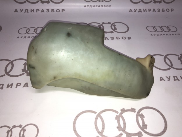 Бачок стеклоомывателя VAG 893955453B на Ауди 80/90 B3 купить с разборки в Самаре по цене 500 ₽