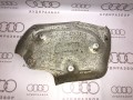 Теплоизоляция днища экран для среднего глушителя VAG 893804169A на Ауди 80/90 B3 купить с разборки в Самаре по цене 800 ₽