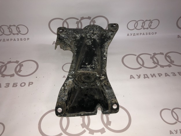 Адаптер VAG 8A0512341C на Ауди 80 B4 купить с разборки в Самаре по цене 700 ₽