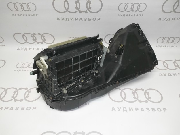 Впускной канал 4B0820153 на Ауди A6 C5 купить с разборки в Самаре по цене 2 000 ₽