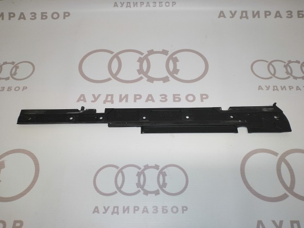 Направляющий профиль люка справа 4A0877426 на Ауди 100 C4 купить с разборки в Самаре по цене 400 ₽