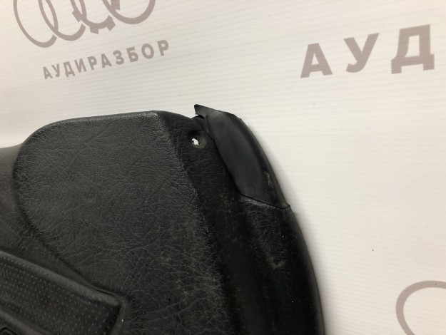 Обивка  двери спереди слева VAG 4A0867105 на Ауди 100 C4 купить с разборки в Самаре по цене 1 800 ₽