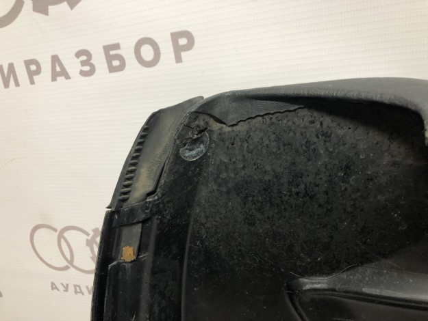 Обивка  двери спереди слева VAG 4A0867105 на Ауди 100 C4 купить с разборки в Самаре по цене 1 800 ₽