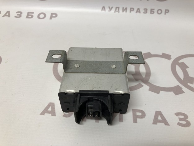 Резервный источник питания 443959659 на Ауди 100 C4 купить с разборки в Самаре по цене 600 ₽