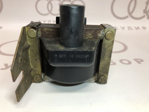 Катушка зажигания 811905115 на Ауди 100 C4 купить с разборки в Самаре по цене 800 ₽