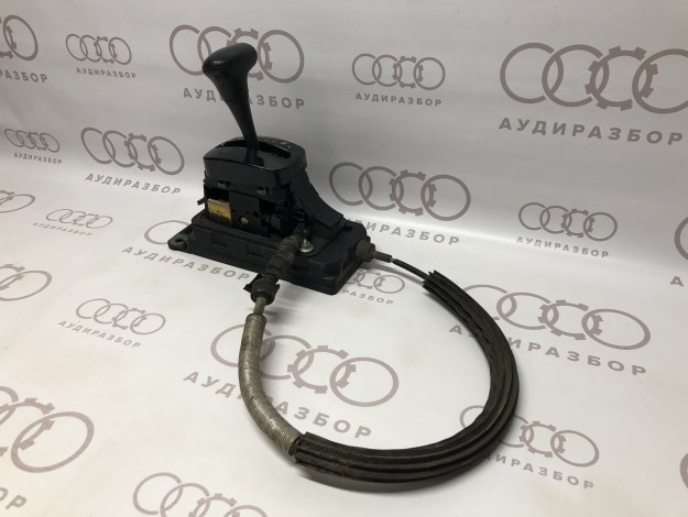 Корпус механизма переключения VAG 1J0713061 на Ауди A3 8L купить с разборки в Самаре по цене 3 000 ₽