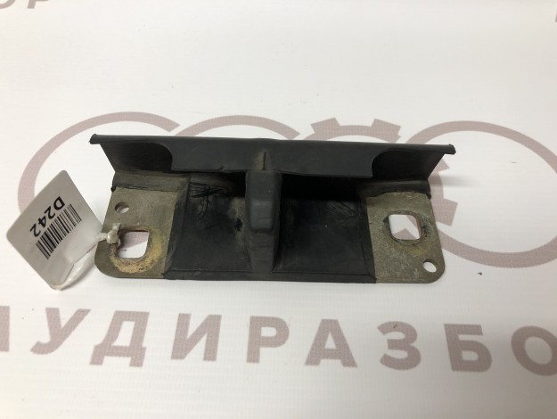 Пластина замка VAG 8D9827507A на Ауди A3 8L купить с разборки в Самаре по цене 500 ₽