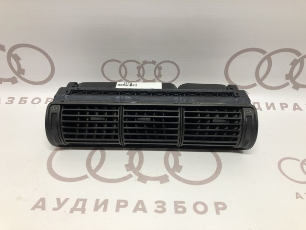 Дефлектор VAG 8D0820951 на Ауди A4 B5 купить с разборки в Самаре по цене 800 ₽