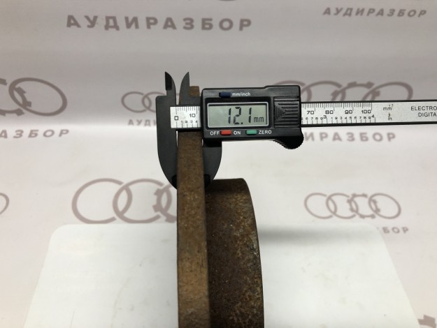 Тормозной диск 4A0615301B на Ауди A6 C5 купить с разборки в Самаре по цене 700 ₽