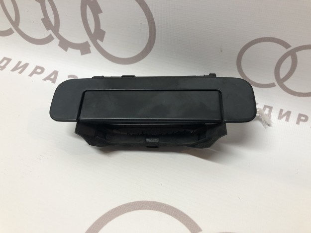 Pучка двери снаружи, черная VAG 4A0839207A 4A0839205D на Ауди 80 B4 купить с разборки в Самаре по цене 700 ₽