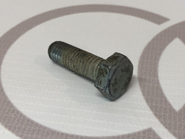 Болт с шестигранной головкой M8X25 VAG 4D0098020J N01024222 на Ауди 80/90 B3 купить с разборки в Самаре по цене 100 ₽