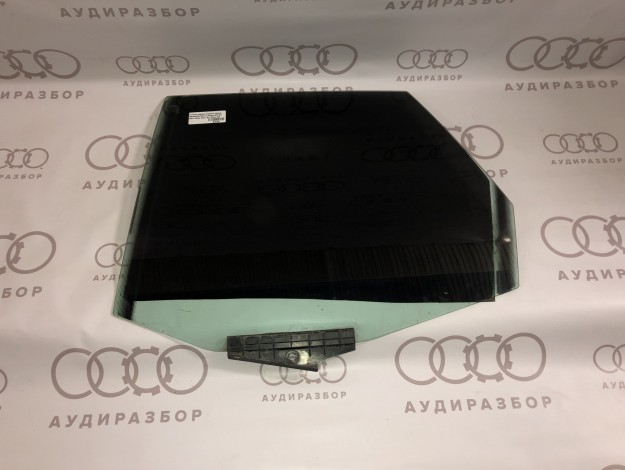 Стекло двери заднее левое 893845025D на Ауди 80/90 B3 купить с разборки в Самаре по цене 800 ₽
