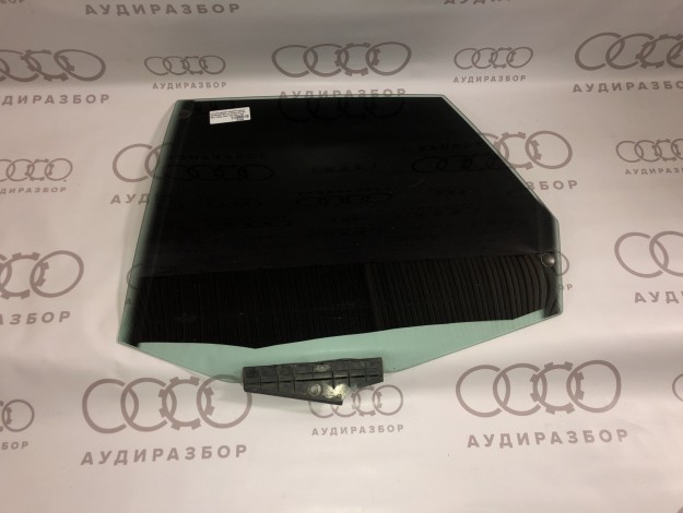 Стекло двери заднее левое 893845025D на Ауди 80/90 B3 купить с разборки в Самаре по цене 800 ₽