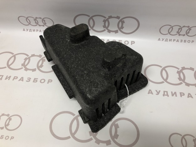 Вещевое отделение VAG 4B5864898 на Ауди A6 C5 купить с разборки в Самаре по цене 500 ₽
