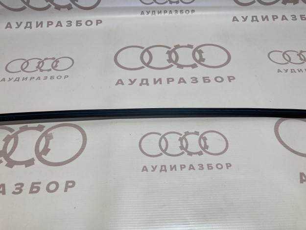 Накладка на крышу VAG 4B5853706A 4B5853706D на Ауди A6 C5 купить с разборки в Самаре по цене 1 200 ₽