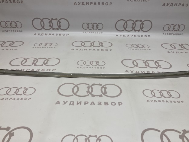Декоративная накладка крыши VAG 4B5853704 4B5853346 на Ауди A6 C5 купить с разборки в Самаре по цене 1 500 ₽