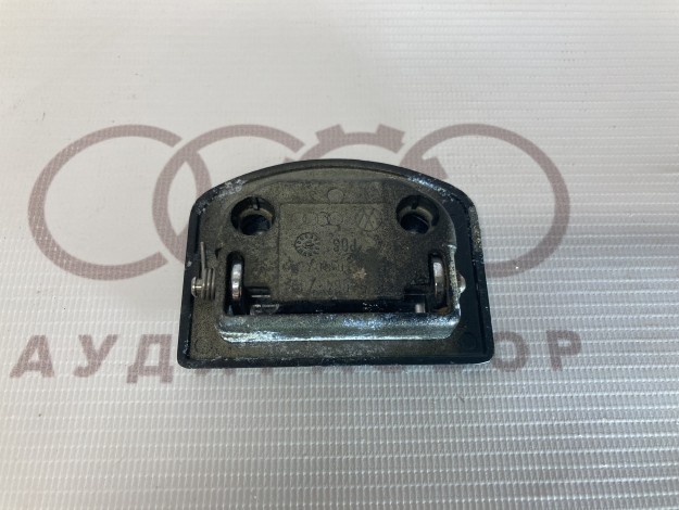 Строповочная проушина VAG 8D9864203 на Ауди A6 C5 купить с разборки в Самаре по цене 200 ₽