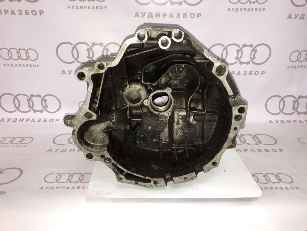 Корпус коробки переключения передач AKM 012300041QX на Ауди 80 B4 купить с разборки в Самаре по цене 1 000 ₽