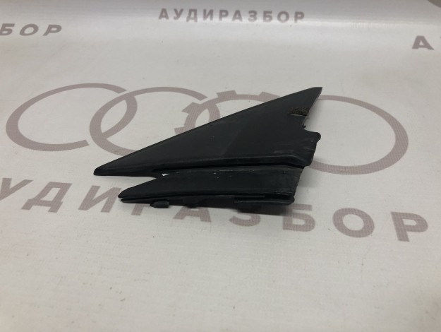 Накладка справа снаружи VAG 893853620 на Ауди 80/90 B3 купить с разборки в Самаре по цене 350 ₽