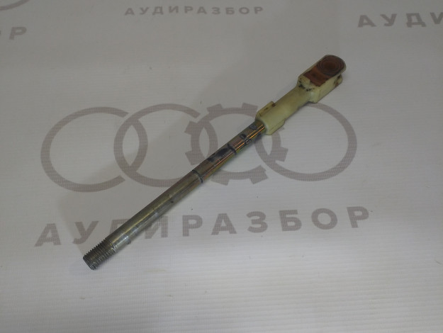 Рычаг переключения передач VAG 893711117D на Ауди 80/90 B3 купить с разборки в Самаре по цене 500 ₽
