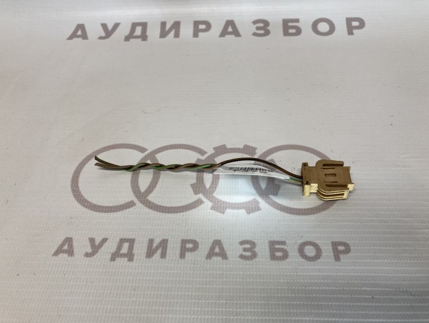 Разъем электропроводки VAG 893971632 на Ауди A3 8L купить с разборки в Самаре по цене 200 ₽