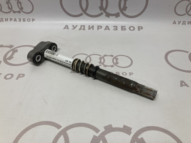 Pулевой вал для ГУР VAG 893419763D на Ауди 80 B4 купить с разборки в Самаре по цене 300 ₽
