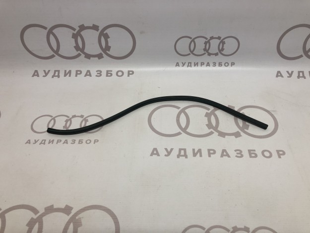 Шланг 450MM VAG 533862225 на Ауди 80 B2 купить с разборки в Самаре по цене 300 ₽