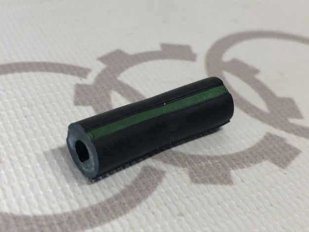 Шланг 30MM VAG 533862225 на Ауди 80 B2 купить с разборки в Самаре по цене 100 ₽