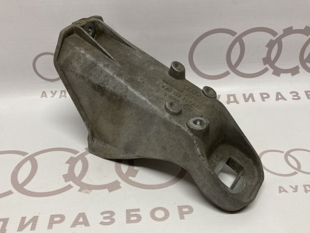 Опора двигателя левая VAG 4A0199307B 4A0199307A на Ауди 100 C4 купить с разборки в Самаре по цене 500 ₽