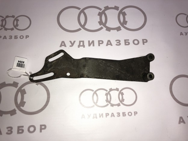 Кронштейн ГУР 048145387A на Ауди 100 C4 купить с разборки в Самаре по цене 500 ₽