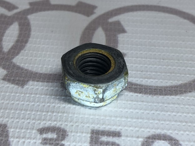 Гайка шестигранная VAG N10209009 на Ауди 80 B4 купить с разборки в Самаре по цене 50 ₽