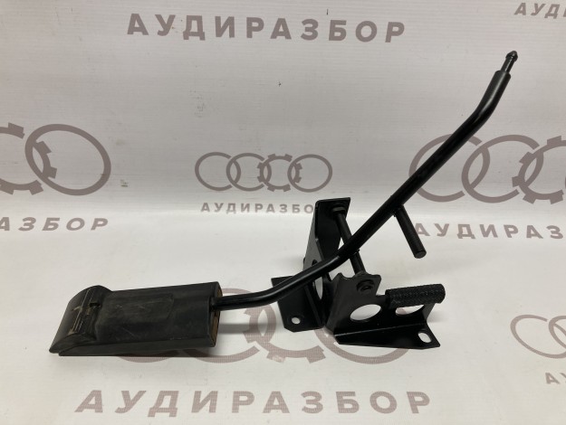 Педаль акселератора VAG 4A1721506C на Ауди 100 C4 купить с разборки в Самаре по цене 500 ₽