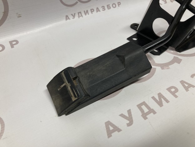 Педаль акселератора VAG 4A1721506C на Ауди 100 C4 купить с разборки в Самаре по цене 500 ₽