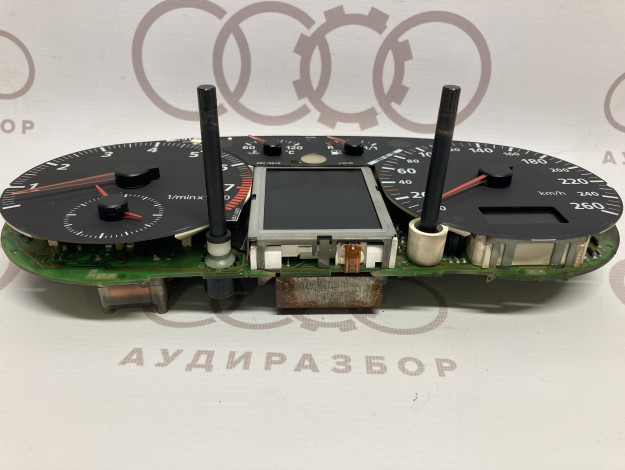 Комбинация приборов VAG 8L0919880A на Ауди A3 8L купить с разборки в Самаре по цене 4 500 ₽