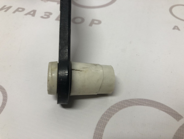 Педаль тормоза VAG 8G1721139 893721139D на Ауди 80/90 B3 купить с разборки в Самаре по цене 300 ₽