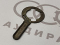 Запирающий элемент вращающ. лев. VAG 893837275A на Ауди 80/90 B3 купить с разборки в Самаре по цене 250 ₽