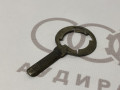 Запирающий элемент вращающ. лев. VAG 893837275A на Ауди 80/90 B3 купить с разборки в Самаре по цене 250 ₽
