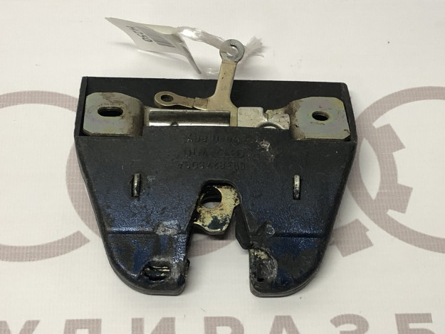 Замок крышки багажника с кожухом VAG 893827505 893827563 на Ауди 80/90 B3 купить с разборки в Самаре по цене 500 ₽
