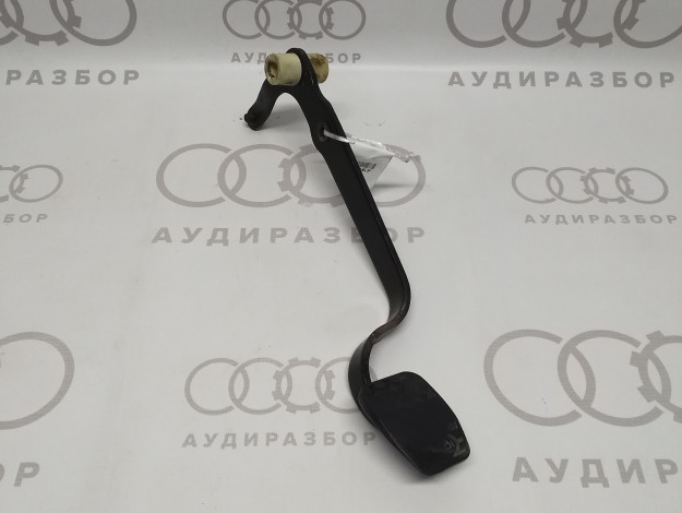 Педаль сцепления VAG 893721315C 8G1721315 на Ауди 80/90 B3 купить с разборки в Самаре по цене 350 ₽