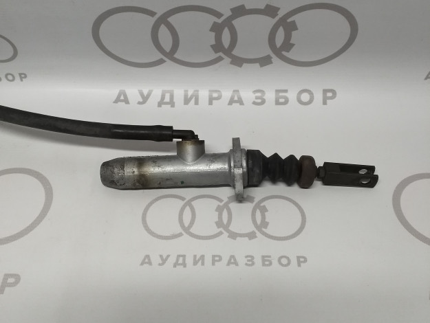 Главный цилиндр сцепления VAG 893721401D 893721401B на Ауди 80 B4 купить с разборки в Самаре по цене 2 000 ₽