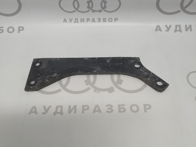 Пластина VAG 893803157 на Ауди 80/90 B3 купить с разборки в Самаре по цене 500 ₽