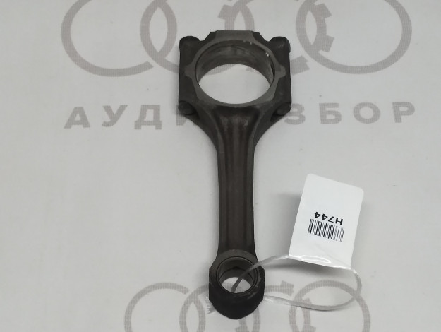 Шатун VAG 026198401A на Ауди 100 C3 купить с разборки в Самаре по цене 1 000 ₽