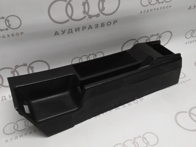 Центральная консоль VAG 893863201 893863244 на Ауди 80 B4 купить с разборки в Самаре по цене 1 300 ₽