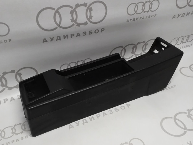 Центральная консоль VAG 893863201 893863244 на Ауди 80 B4 купить с разборки в Самаре по цене 1 300 ₽