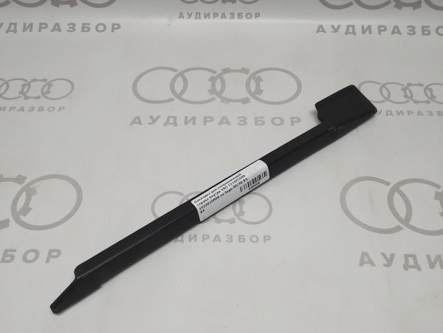 Накладка для направляющей справа внутри VAG 191881088 191881088A на Ауди 80/90 B3 купить с разборки в Самаре по цене 600 ₽
