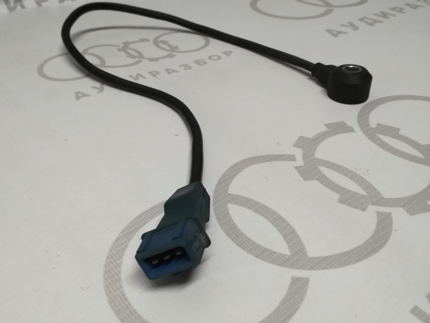 Датчик детонации VAG 054905377G на Ауди 100 C4 купить с разборки в Самаре по цене 800 ₽