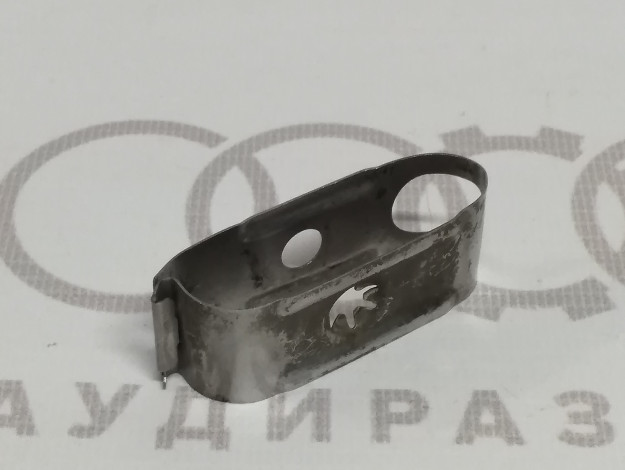 Зажим VAG 895201449B на Ауди A4 B5 купить с разборки в Самаре по цене 200 ₽