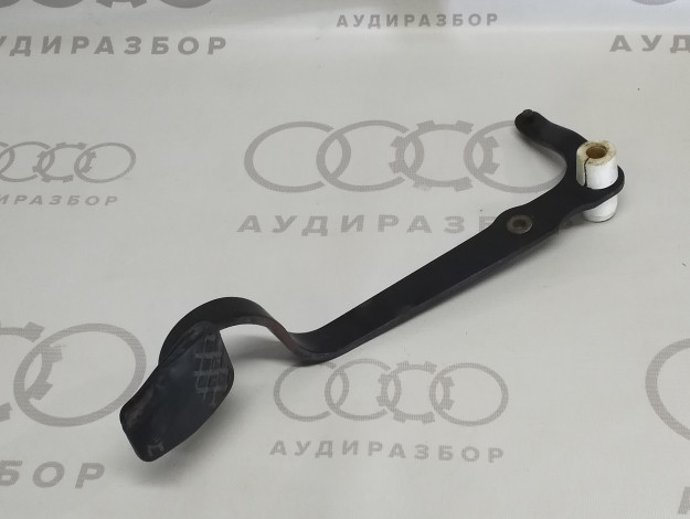 Педаль сцепления VAG 893721315C 8G1721315 на Ауди 80/90 B3 купить с разборки в Самаре по цене 500 ₽